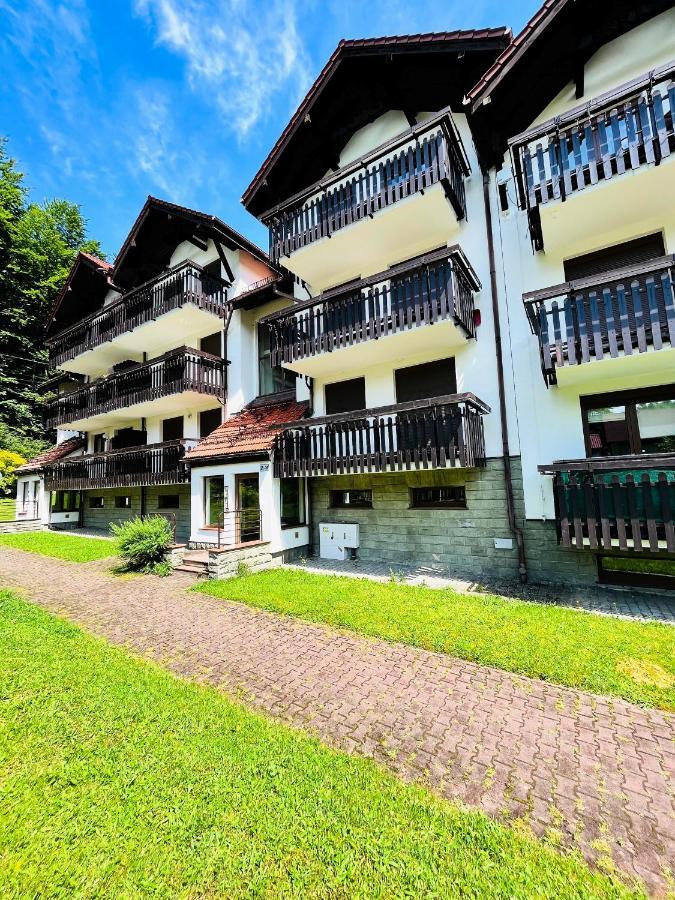 Apartament Rodzinny Retro Gorska Holdimex By Rentilopl Szczyrk Esterno foto