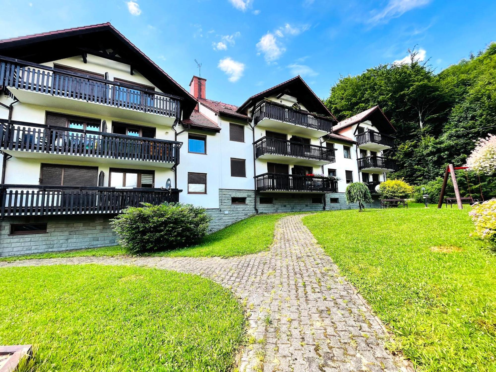 Apartament Rodzinny Retro Gorska Holdimex By Rentilopl Szczyrk Esterno foto